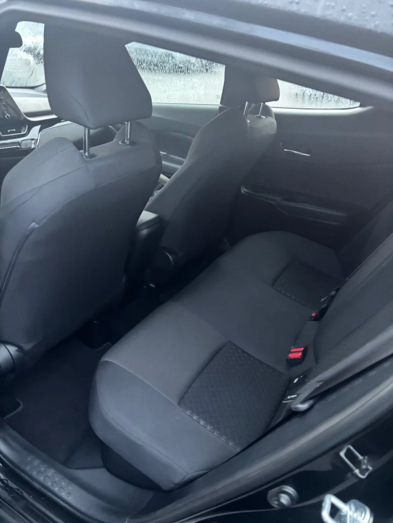 Toyota C-HR, снимка 8 - Автомобили и джипове - 53244862