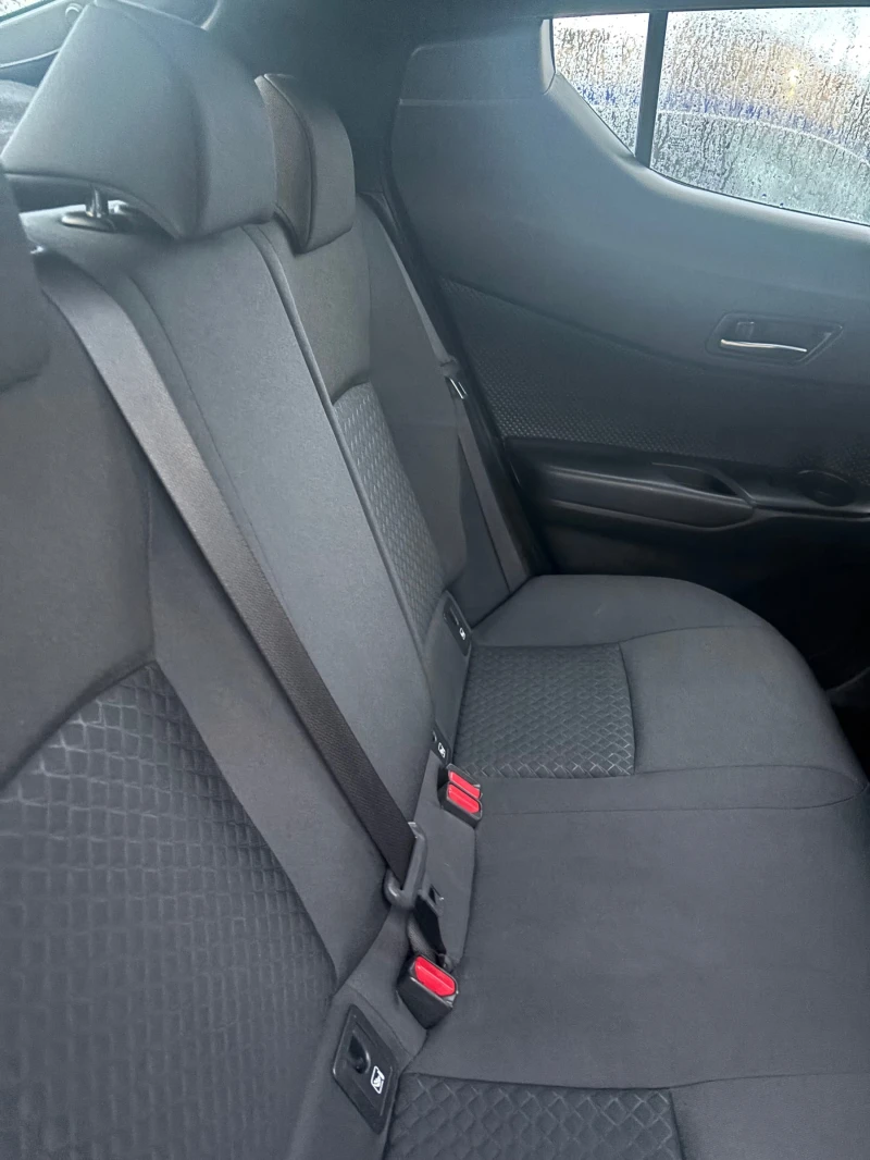 Toyota C-HR, снимка 10 - Автомобили и джипове - 53244862