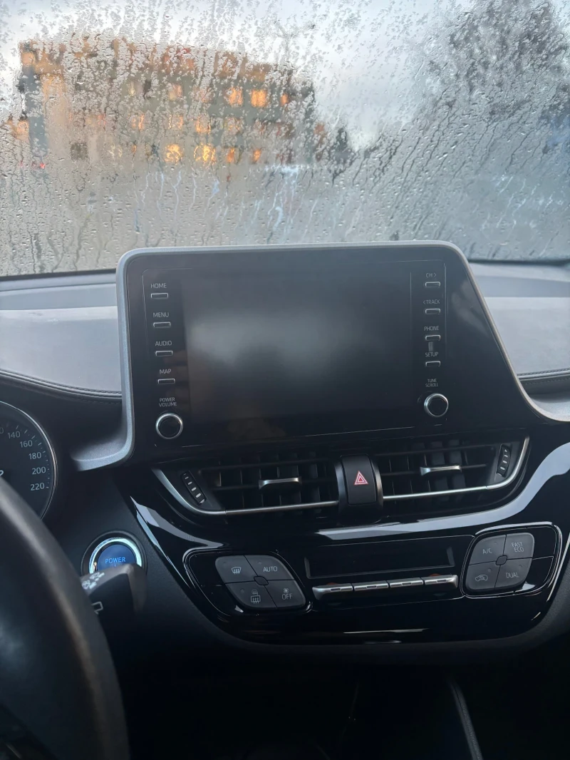 Toyota C-HR, снимка 4 - Автомобили и джипове - 53244862