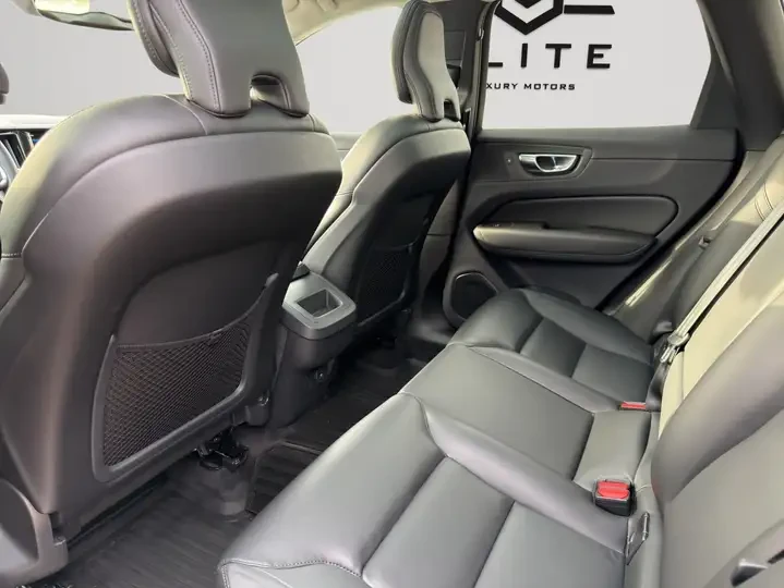 Volvo XC60 * Core, Bright Theme, Dark Theme * CARFAX * ���� � | Mobile.bg � ����������� 14