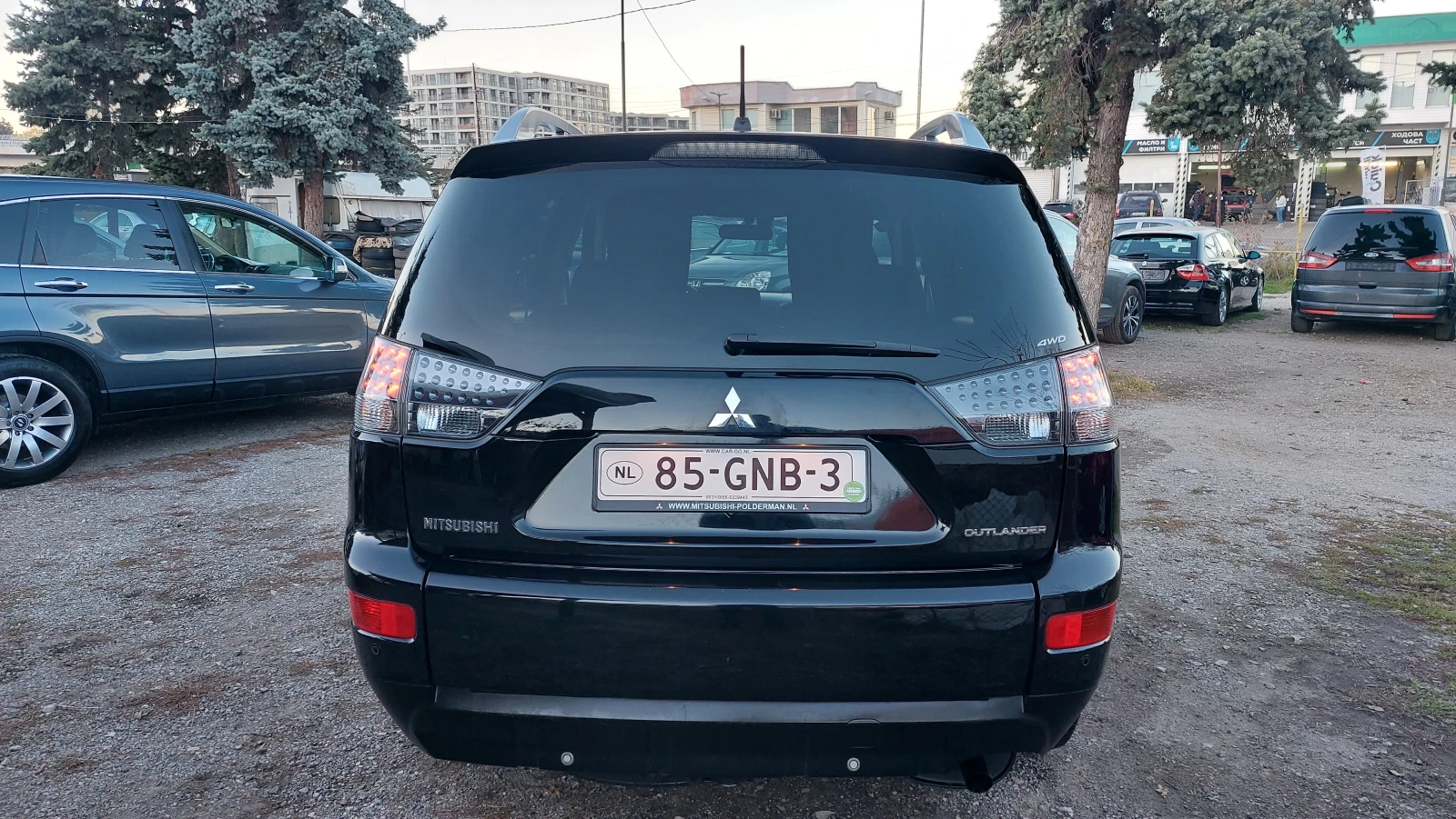 Mitsubishi Outlander 2.4i, 4×4, РЪЧНИ скорости - изображение 6