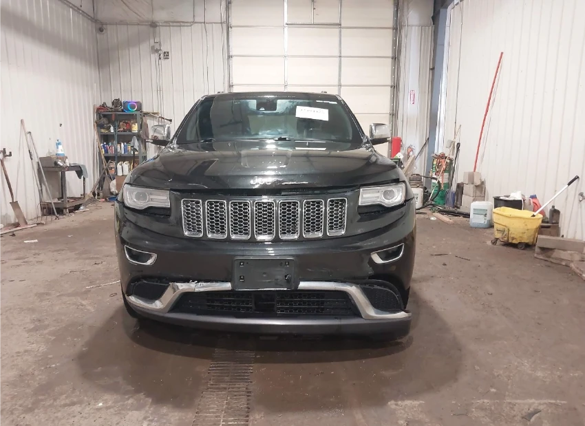 Jeep Grand cherokee SUMMIT 5.7* Обдух* 8ZF* Въздух* Дистроник* Пано*  - изображение 6