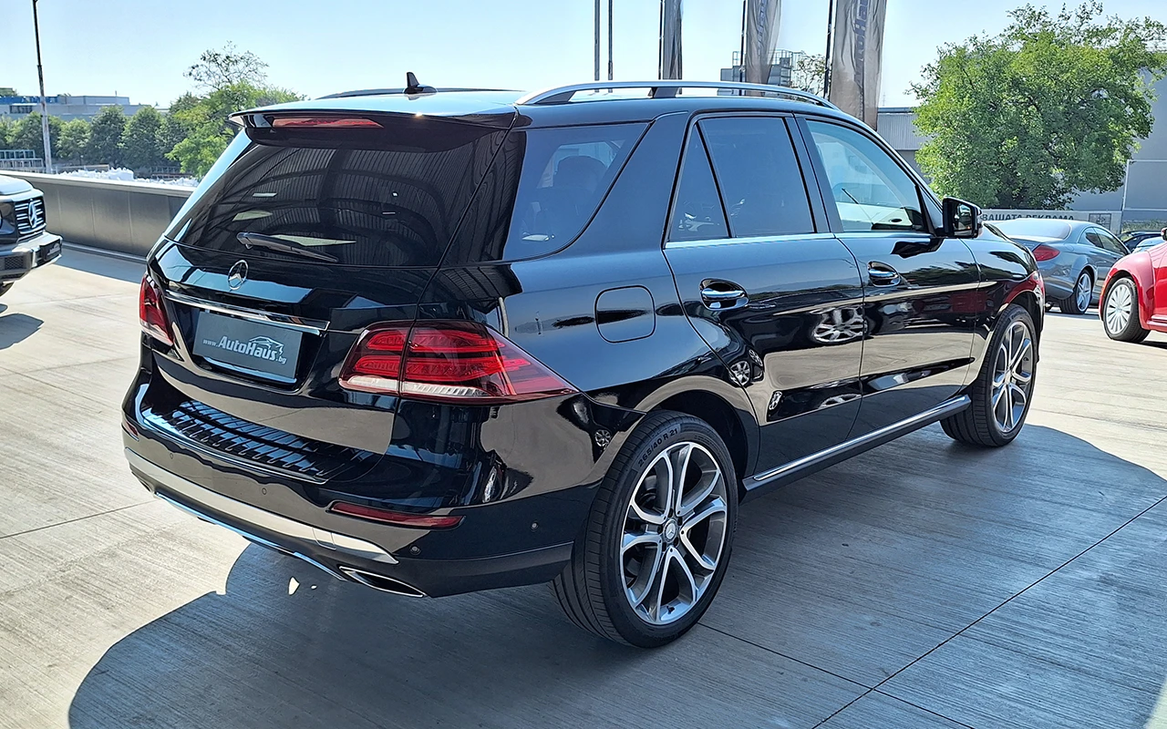 Mercedes-Benz GLE 400 4MATIC - изображение 3