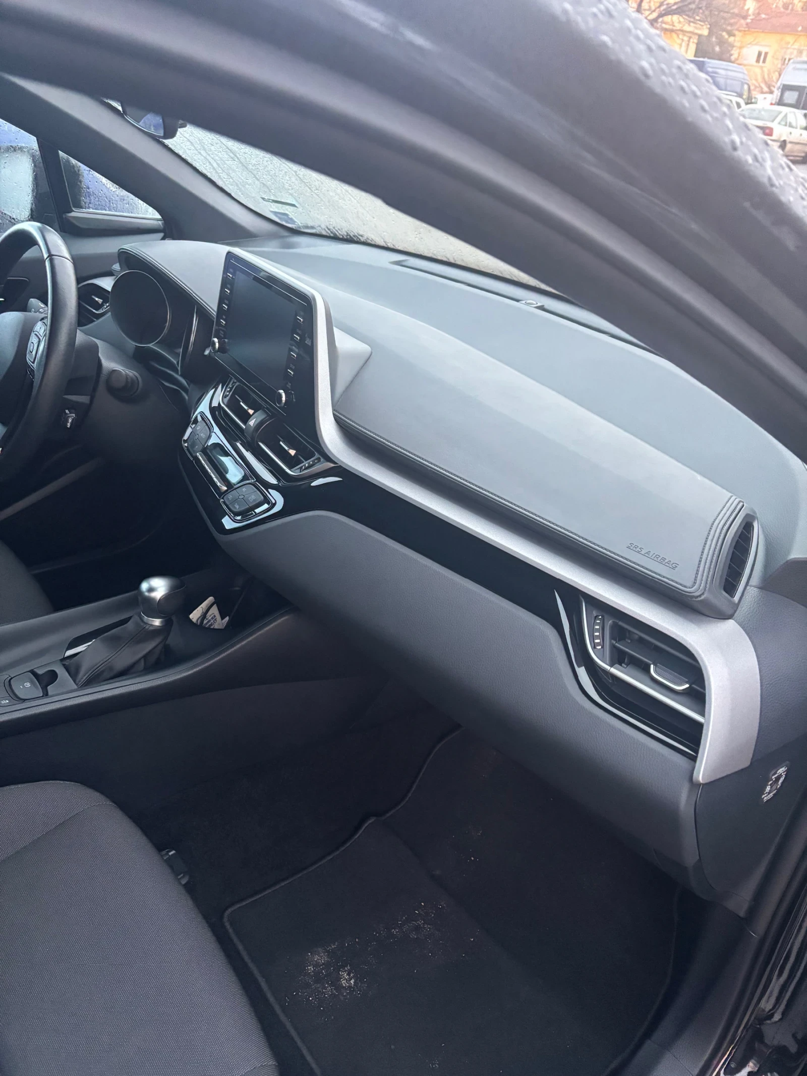 Toyota C-HR, снимка 17 - Автомобили и джипове - 53244862