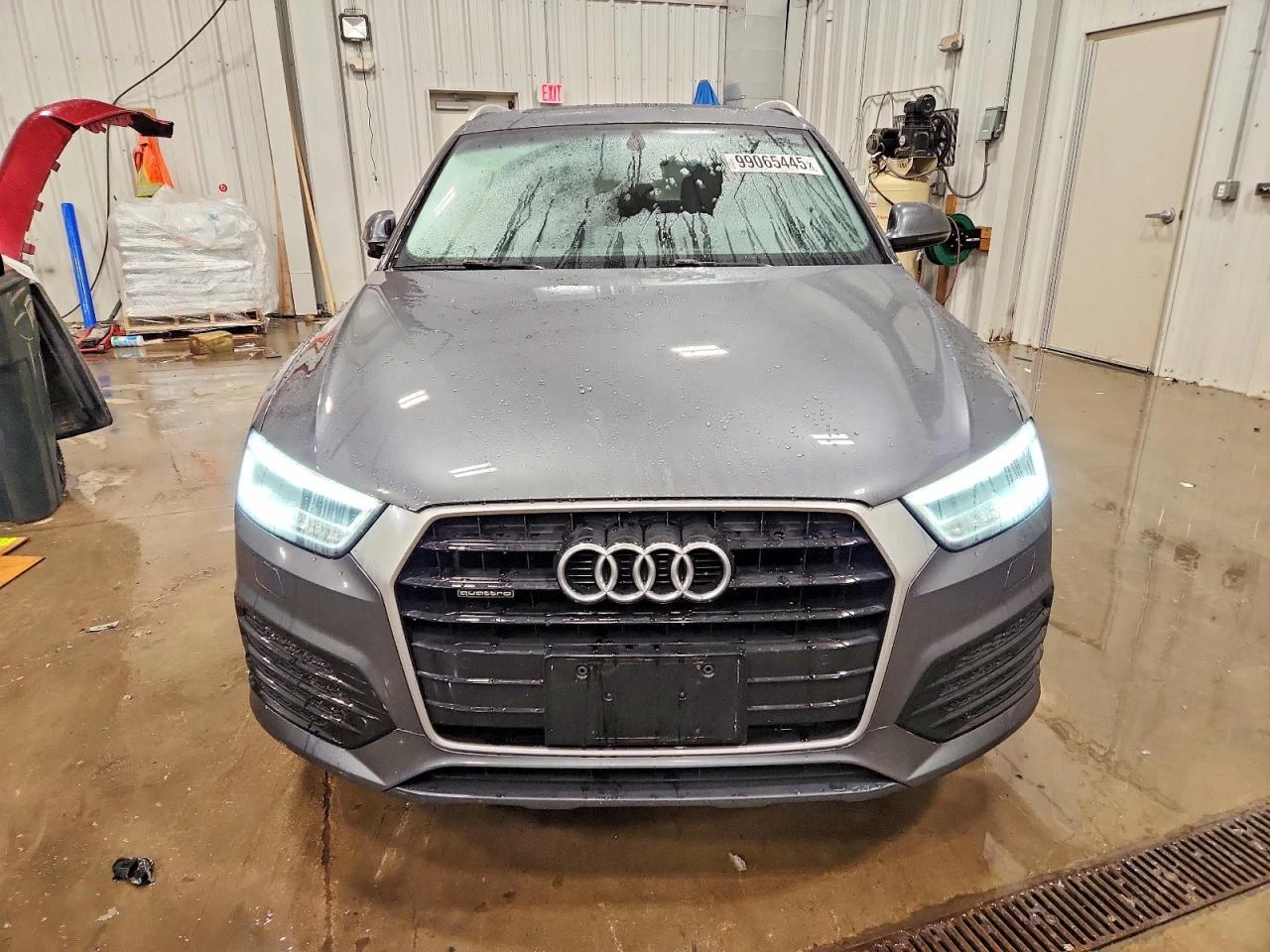 Audi Q3 2.0l Premium Plus - изображение 5