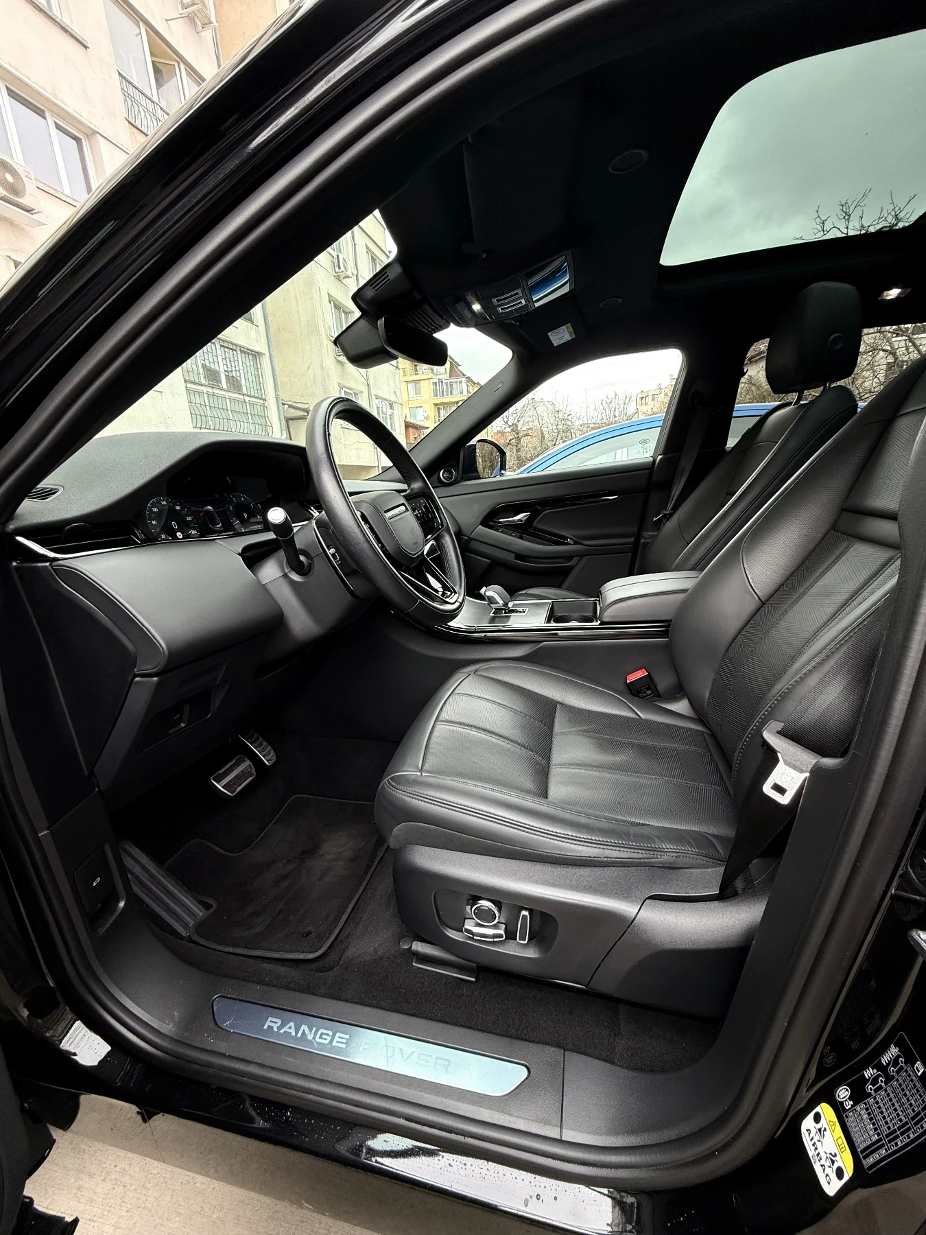 Land Rover Range Rover Evoque, снимка 3 - Автомобили и джипове - 53951162