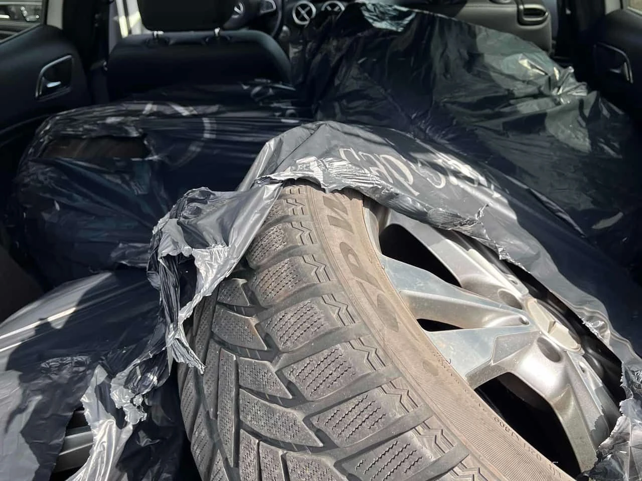 Mercedes-Benz GLA 250  CARFAX, снимка 13 - Автомобили и джипове - 54663388