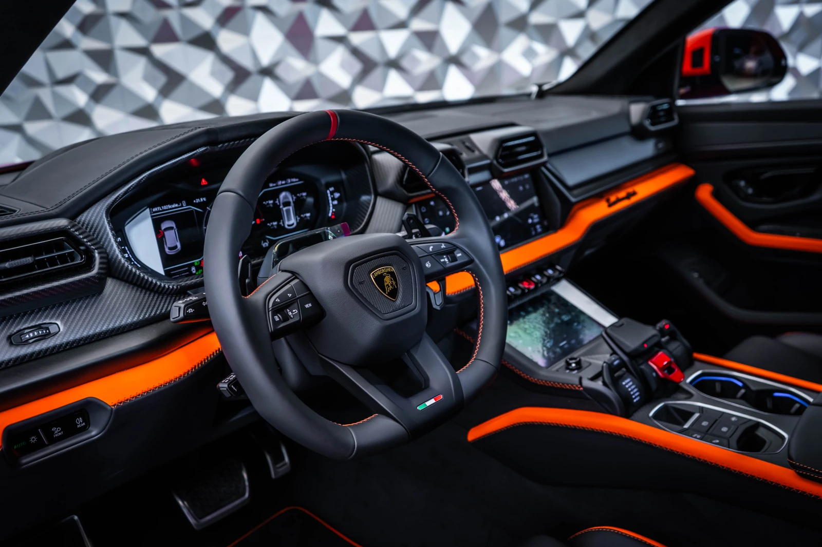 Lamborghini Urus SE Arancio EGON* B&O* Pano, снимка 8 - Автомобили и джипове - 54679156