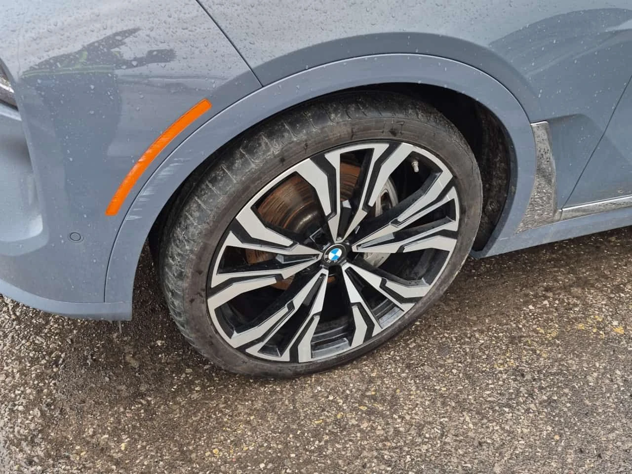 BMW X7 * XDRIVE40I * CARFAX * Бeз инциденти * От BMW * , снимка 15 - Автомобили и джипове - 55084211