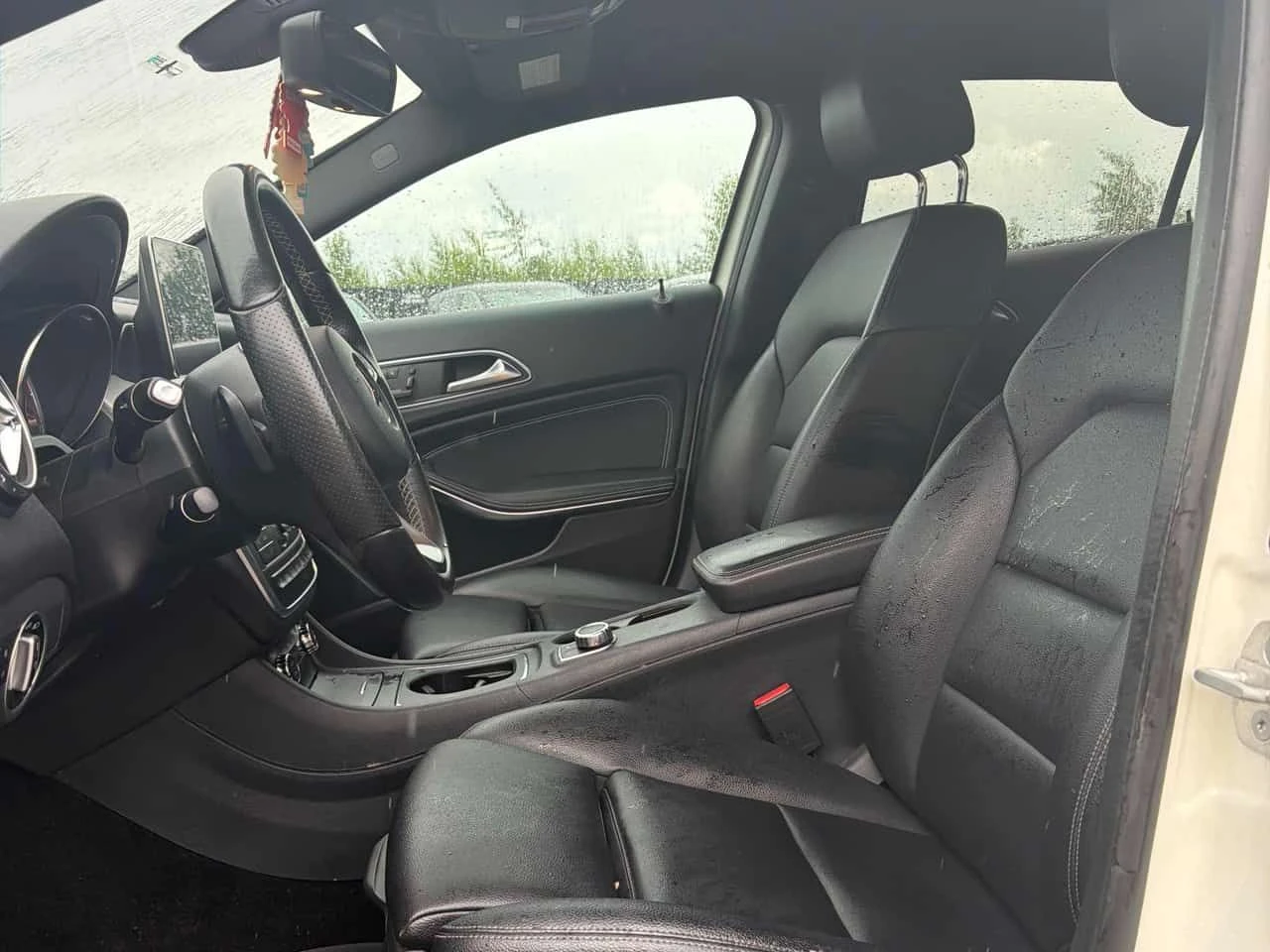Mercedes-Benz GLA 250 * ЛИЦЕНЗИРАН ДИЛЪР * CARFAX, снимка 10 - Автомобили и джипове - 55648269