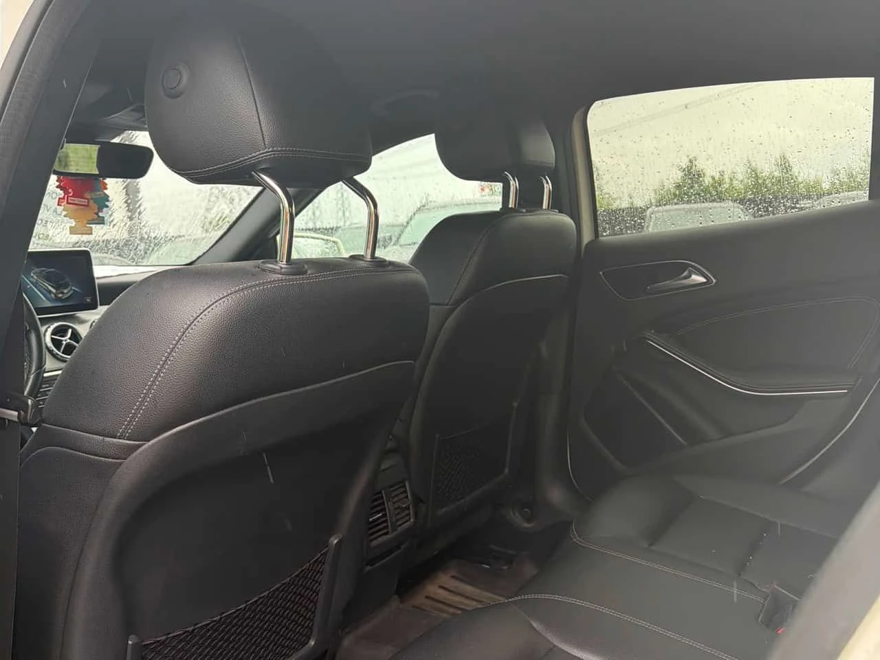 Mercedes-Benz GLA 250 * ЛИЦЕНЗИРАН ДИЛЪР * CARFAX, снимка 12 - Автомобили и джипове - 55648269