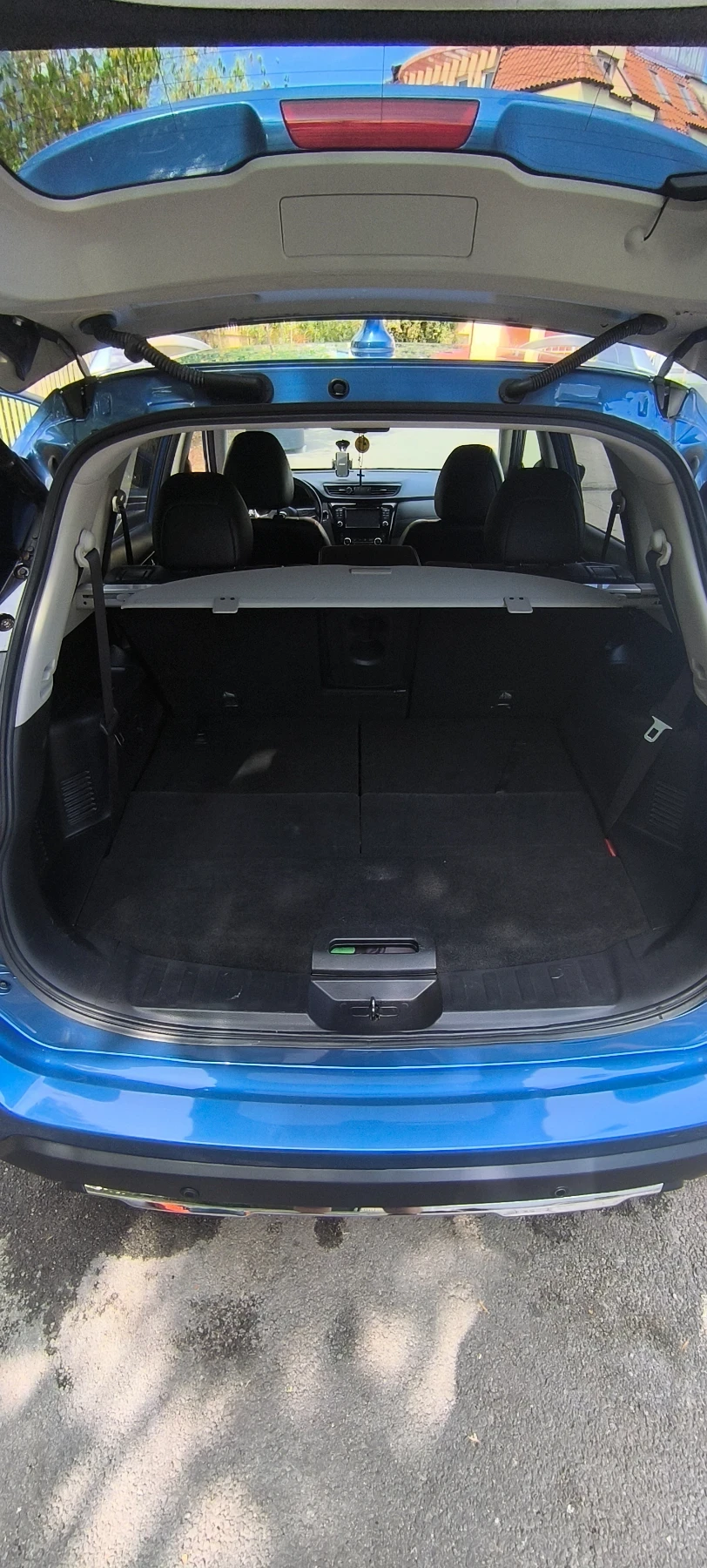 Nissan X-trail T32 2.0DCI  Tekna, снимка 9 - Автомобили и джипове - 56152061