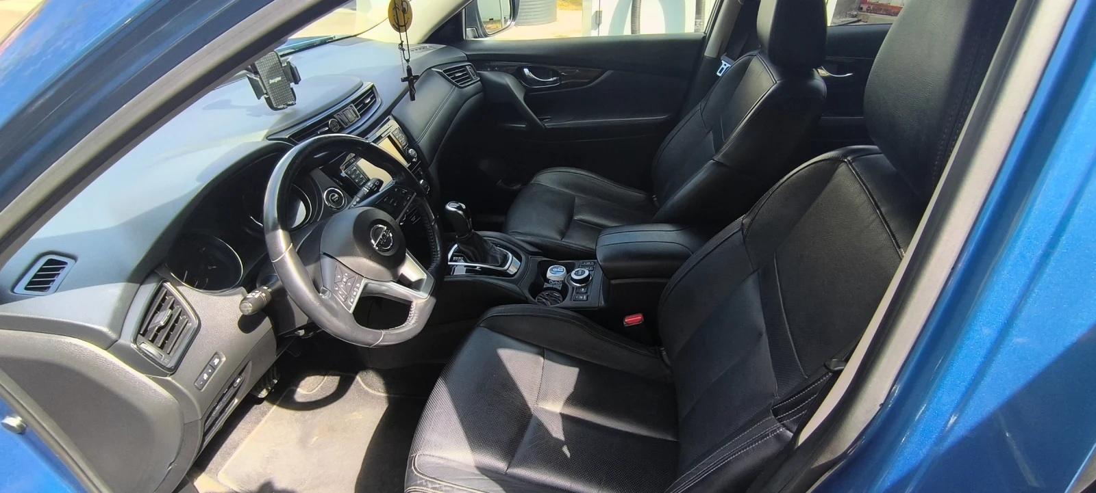 Nissan X-trail T32 2.0DCI  Tekna, снимка 13 - Автомобили и джипове - 56152061