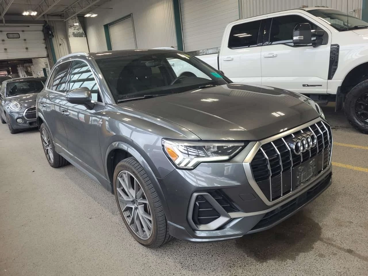 Audi Q3 45 Tfsi Quattro Progressiv / CARFAX / 2 �����  | Mobile.bg � ����������� 3