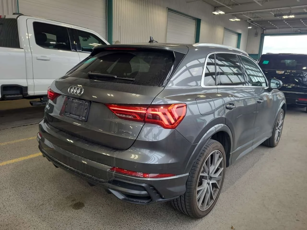 Audi Q3 45 Tfsi Quattro Progressiv / CARFAX / 2 �����  | Mobile.bg � ����������� 2