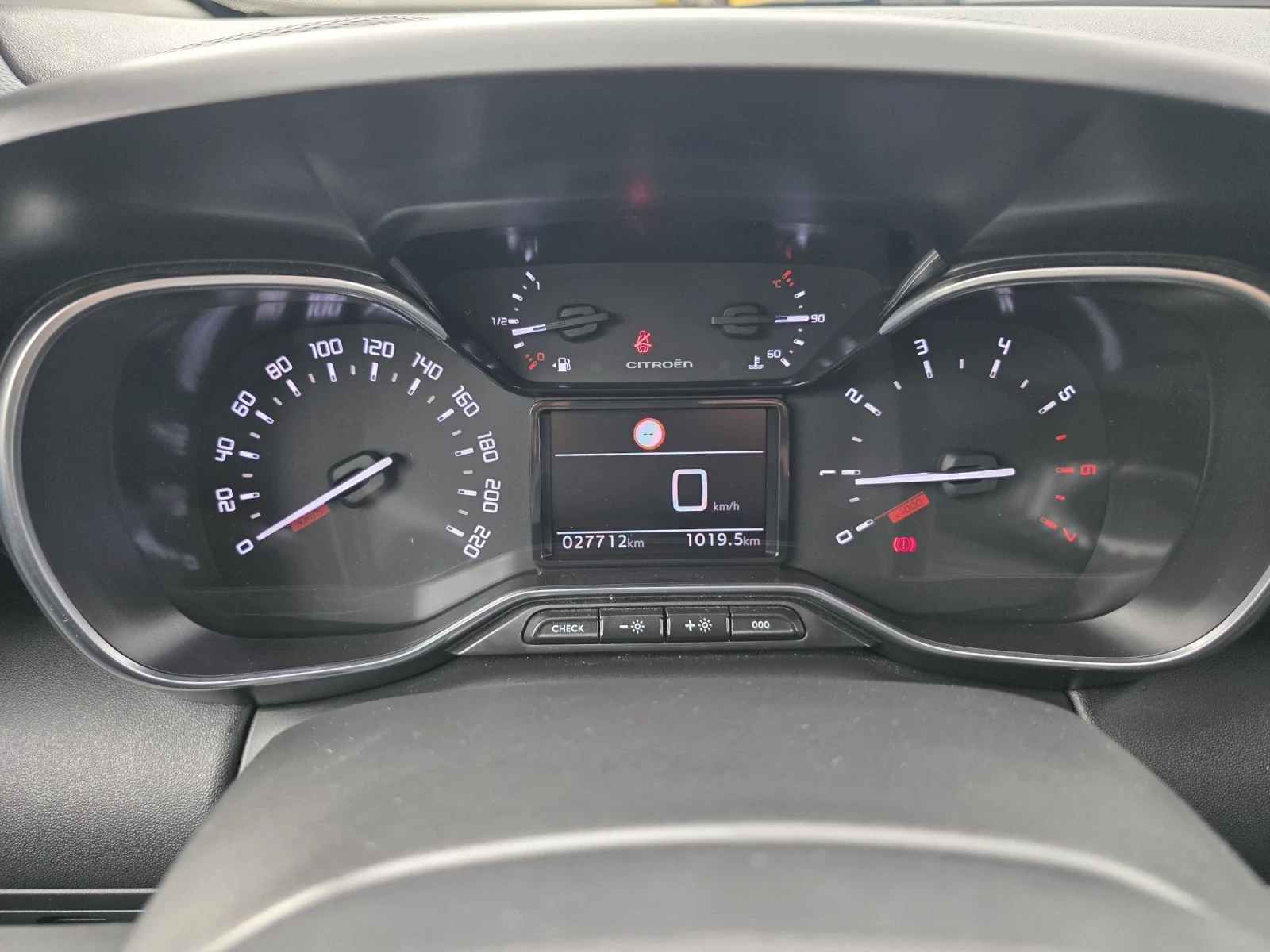 Citroen C3 Aircross Rip Curl (2023) | 1-�� ������� | Mobile.bg � ����������� 9