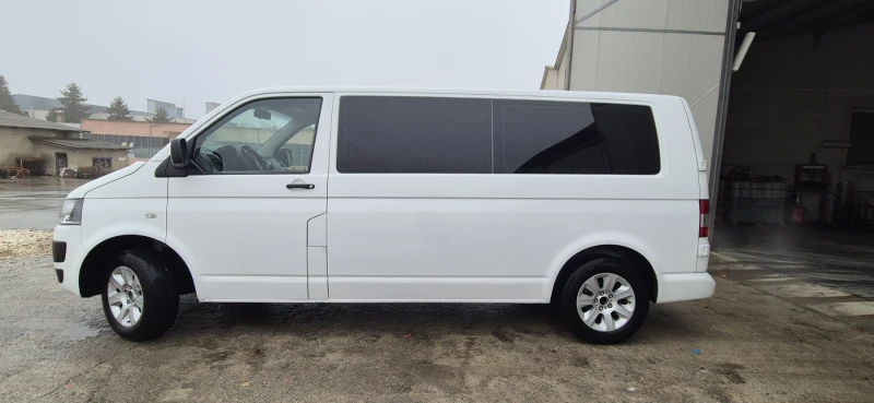 VW T5, снимка 4 - Бусове и автобуси - 48498990