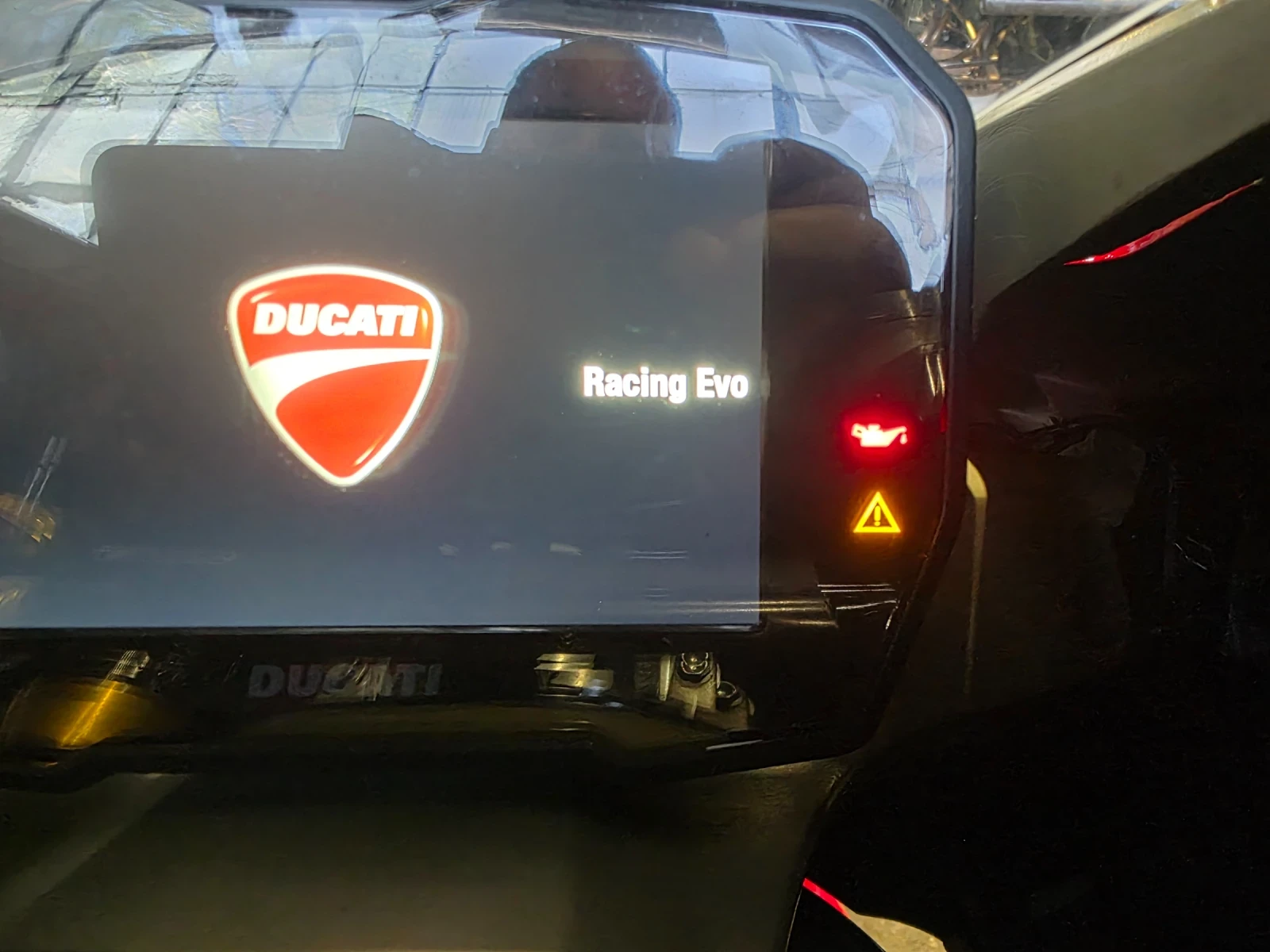Ducati Panigale V4R, снимка 17 - Мотоциклети и мототехника - 54411963