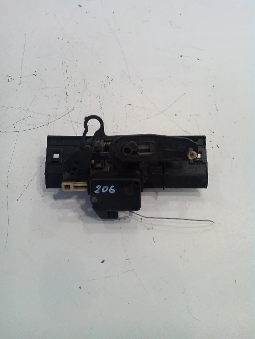 Ключалка заден капак за Пежо 206