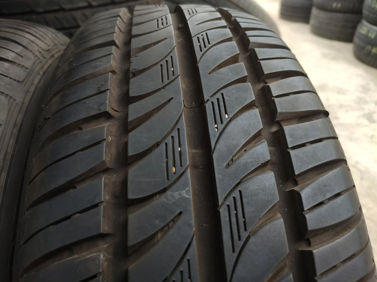  205/70R14 | Mobile.bg   1