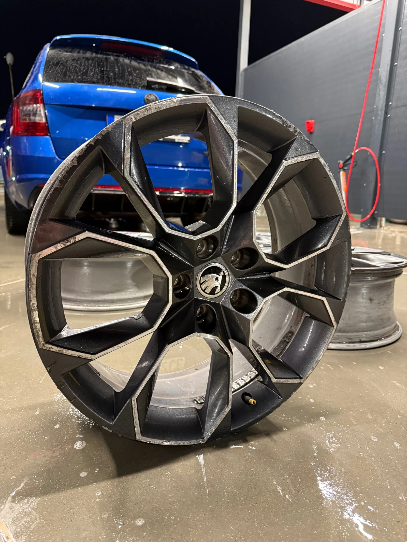 Джанти за Skoda Octavia, снимка 2 - Гуми и джанти - 53978436