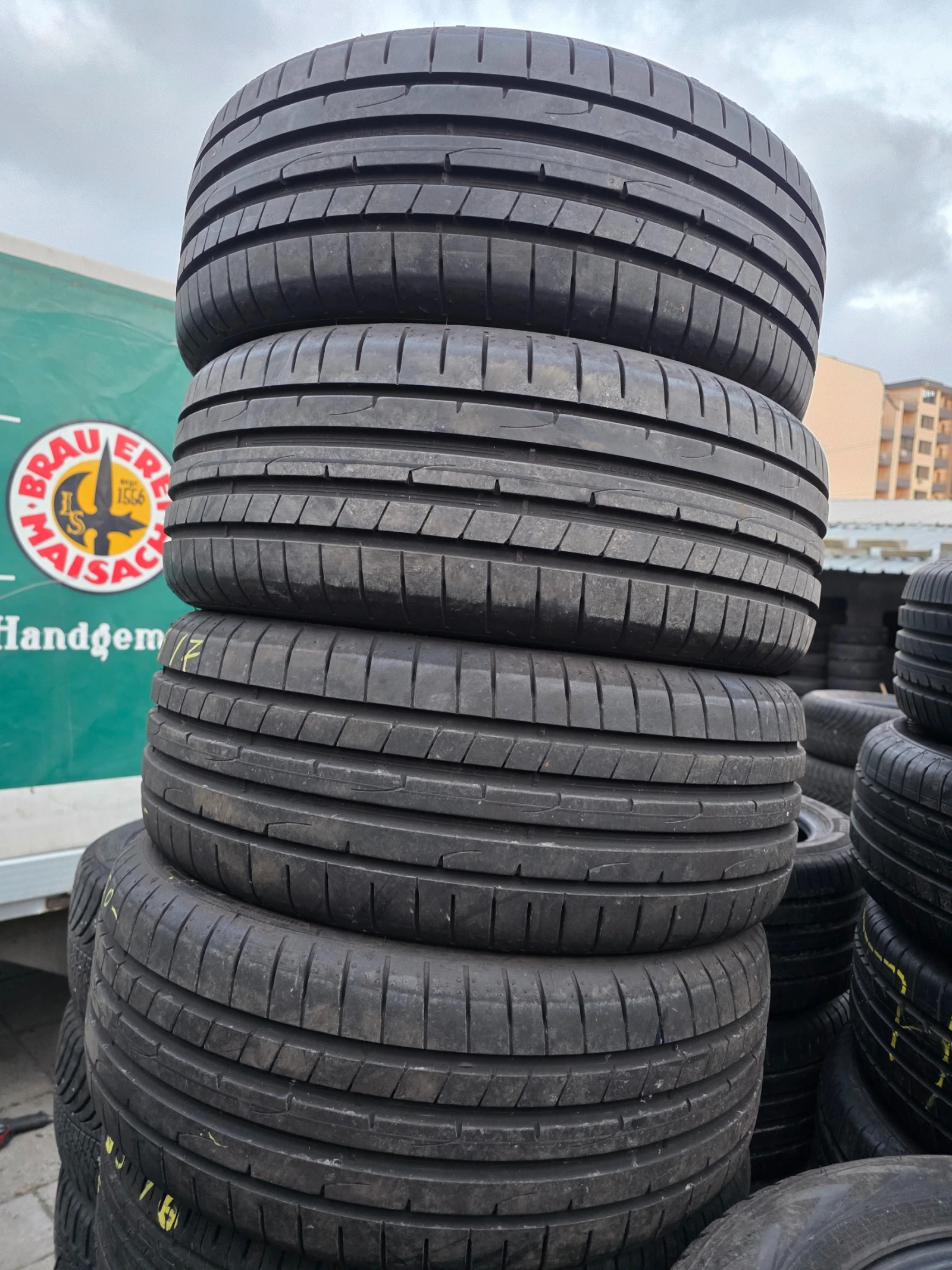 Гуми Летни 215/45R17, снимка 6 - Гуми и джанти - 54086690