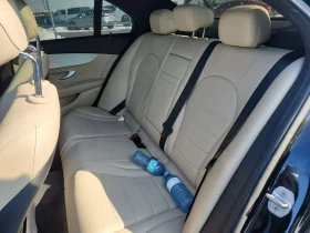 Mercedes-Benz C 300 АМГ Пакет/CARFAX /Кожа/Нави/Подгрев/Панорама, снимка 11