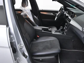 Mercedes-Benz C 220 CDI 4MATIC Edition C* КОЖА* ПАНО* ПОДГРЕВ* НАВИ, снимка 8