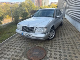 Mercedes-Benz 124 Е200, снимка 6