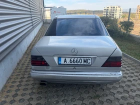 Mercedes-Benz 124 Е200, снимка 8