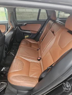Volvo V60 D5 2012 215к.с. - 3499 € / 6843.45 лв. - 40714849 10
