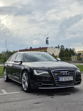 ������ Audi A8