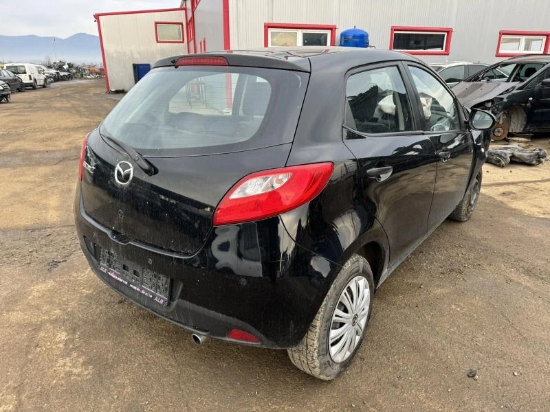 Mazda 2 1.4, снимка 3 - Автомобили и джипове - 43868247