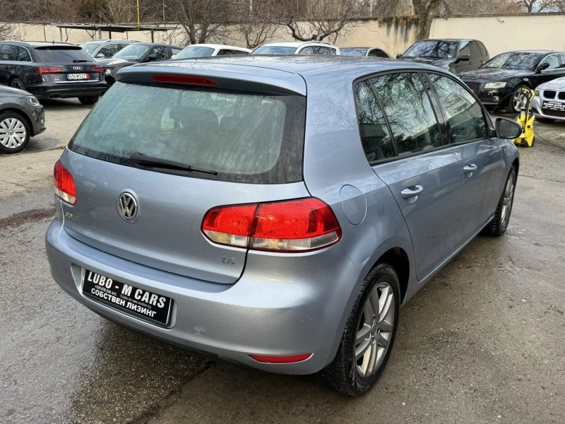 VW Golf 1.6i-ФАБРИЧНА ГАЗ* , снимка 4 - Автомобили и джипове - 48929509