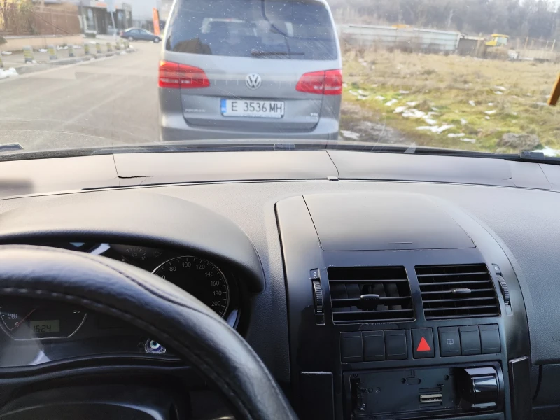 VW Polo, снимка 11 - Автомобили и джипове - 49221401