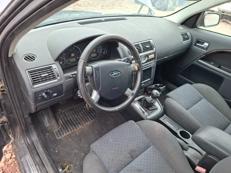 Ford Mondeo 2.0тдци 131, снимка 4 - Автомобили и джипове - 52041578