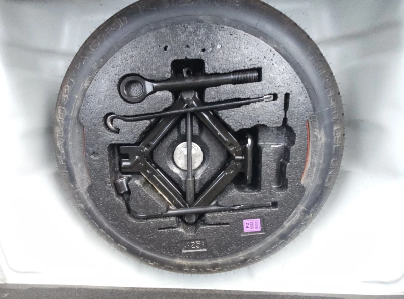 Hyundai I30 1.6CRDI.160000км.ТОПсъстояние, снимка 11 - Автомобили и джипове - 52171127