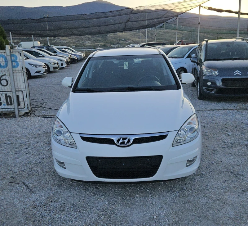 Hyundai I30 1.6CRDI.160000км.ТОПсъстояние, снимка 2 - Автомобили и джипове - 52171127