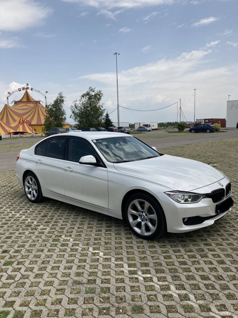 BMW 320 Xdrive, снимка 14 - Автомобили и джипове - 52860895