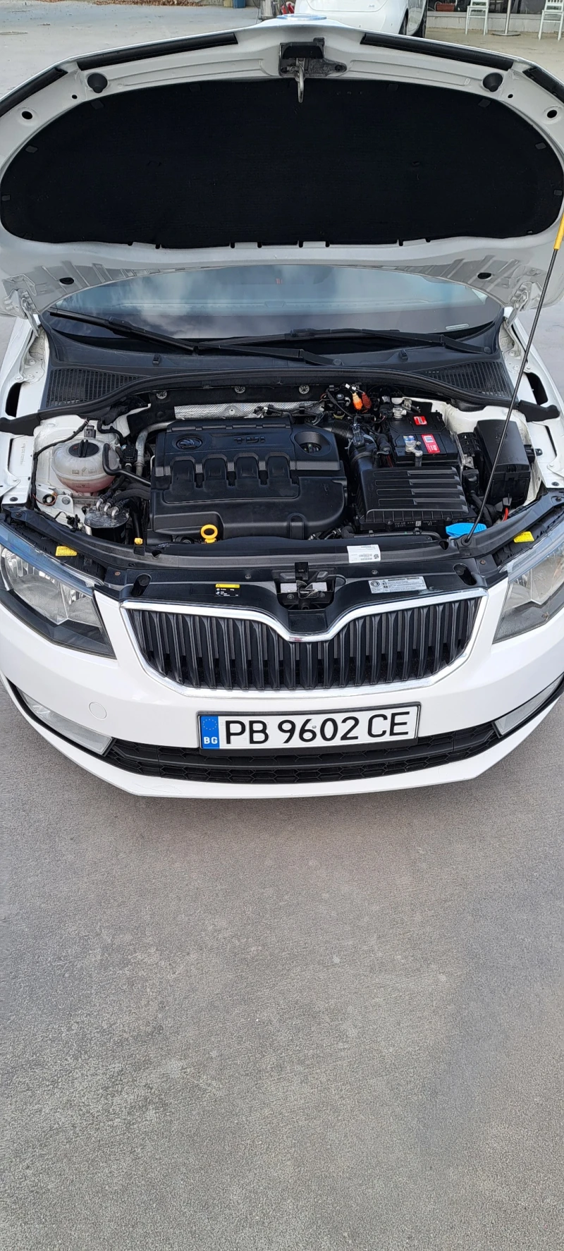 Skoda Octavia 1, 6 TDI, снимка 3 - Автомобили и джипове - 52977030