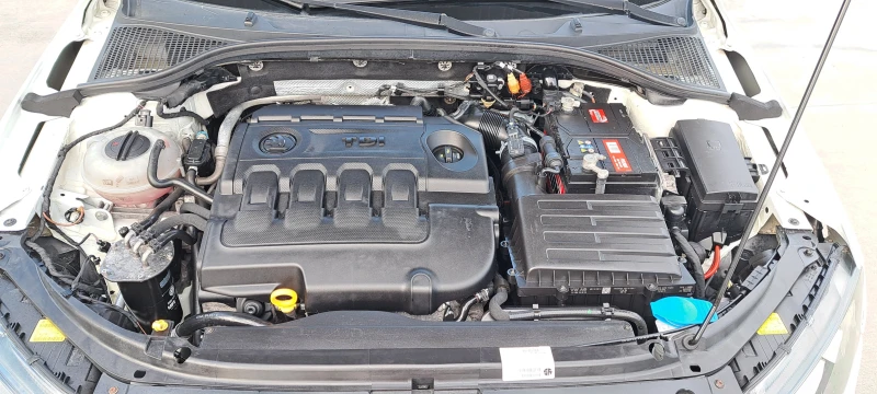 Skoda Octavia 1, 6 TDI, снимка 4 - Автомобили и джипове - 52977030