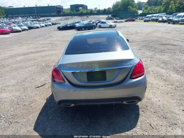 Mercedes-Benz C 300 4MATIC* Червена кожа* Burmester* НОЩЕН ТЪРГ, снимка 15 - Автомобили и джипове - 53381862