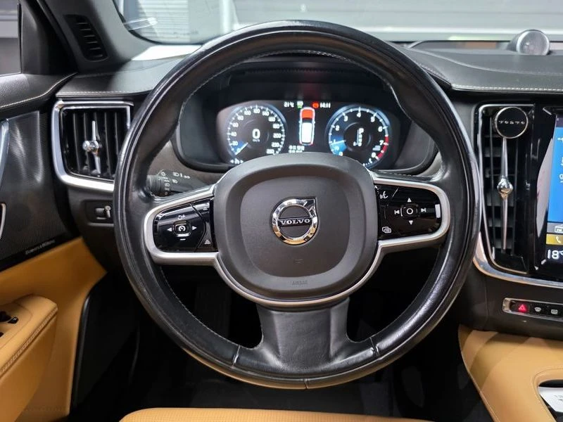 Volvo V90 T5 Pro AWD| 254к.с.| ВКЛ.ТЕХНОТЕСТ, снимка 13 - Автомобили и джипове - 55700276