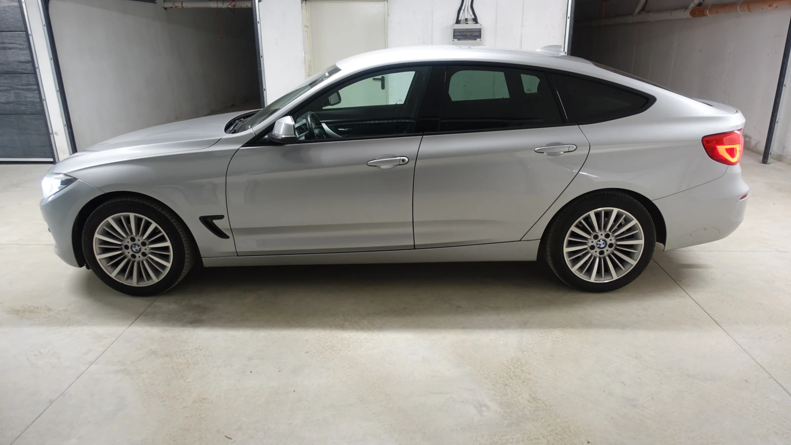 BMW 318 GT Gran Turismo AUT LED NAVI PDC KEYLESS - изображение 4