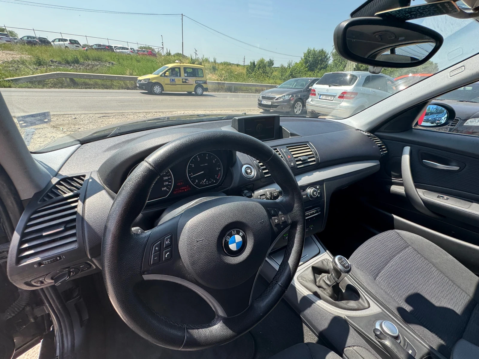 BMW 118 i* NAVI* ПАНОРАМА* ПОДГРЕВ* СОБСТВЕН ЛИЗИНГ* ТОП - изображение 9