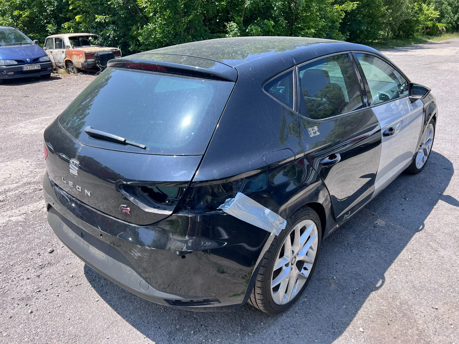 Seat Leon 2.0 TDI FR 184к.с. LED Панорама Автомат Навигация  - изображение 4