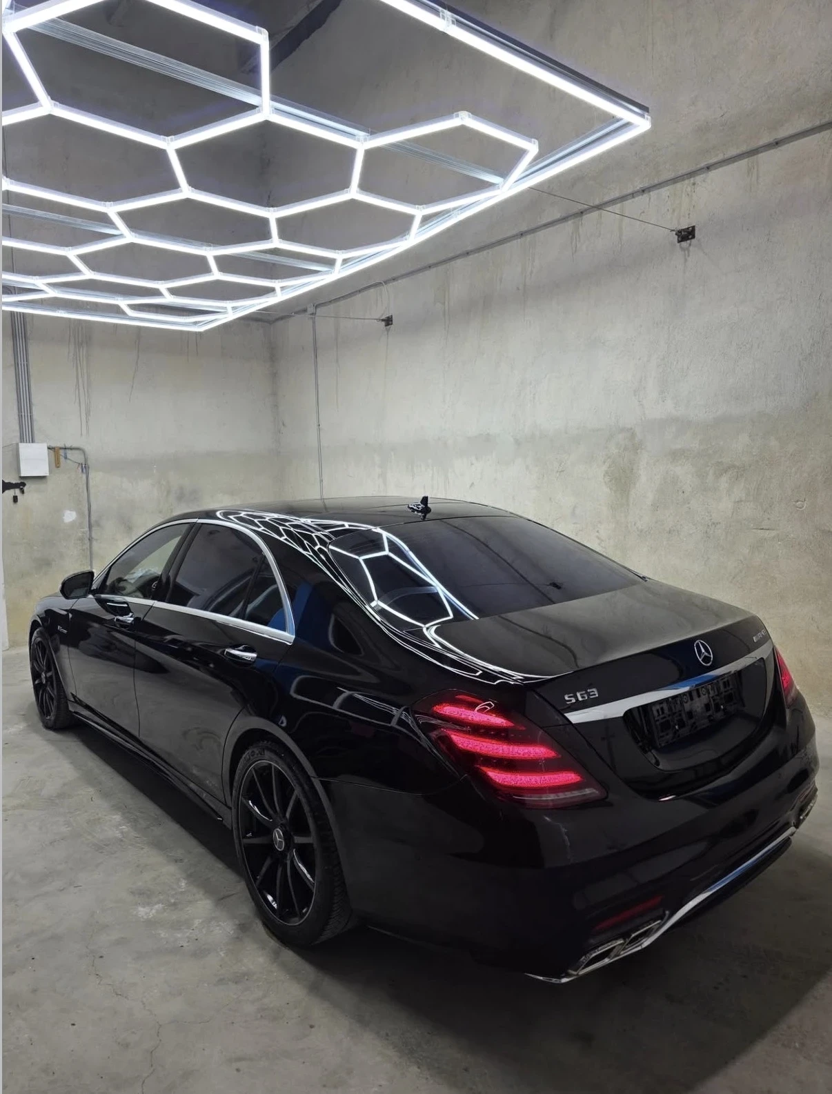 Mercedes-Benz S 500 6.3 AMG V8 Biturbo, снимка 2 - Автомобили и джипове - 55687942