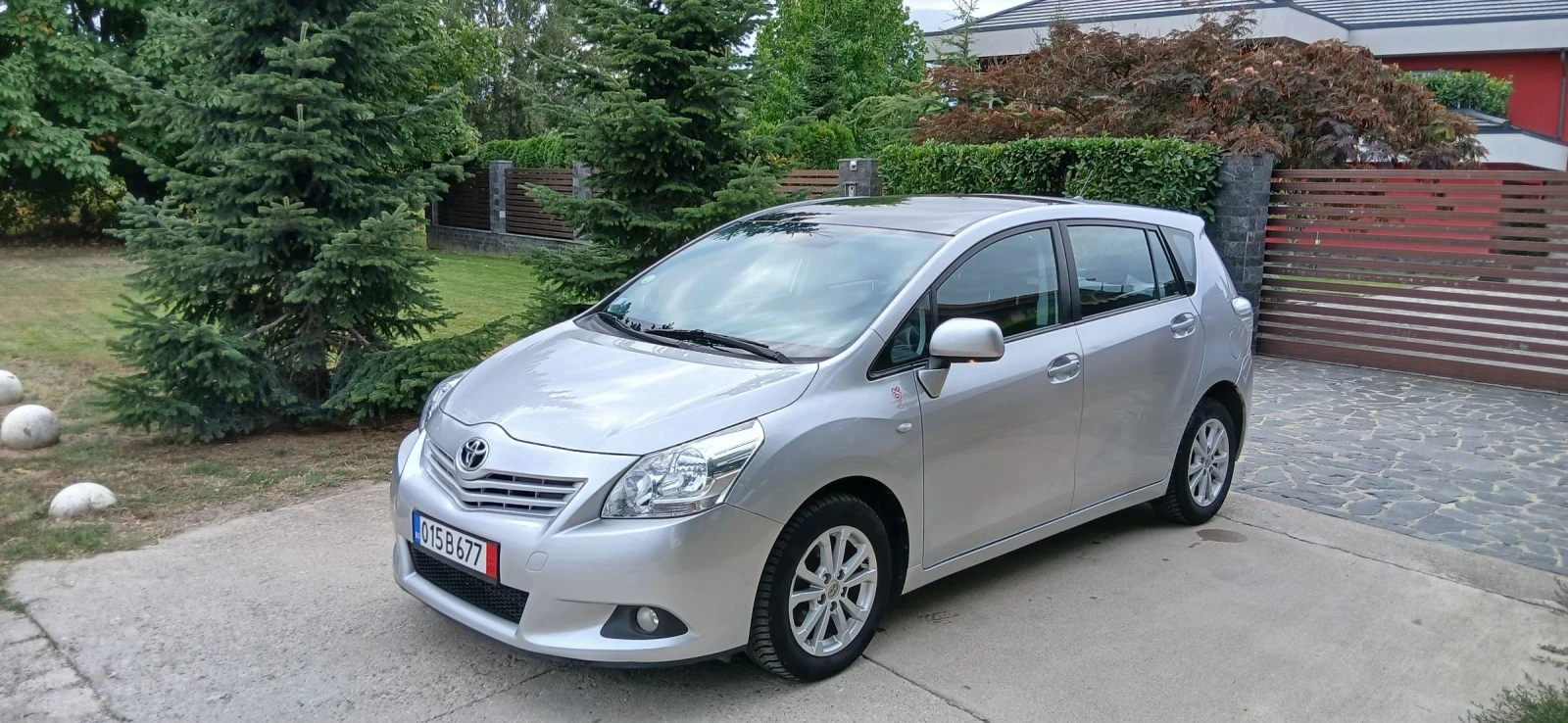 Toyota Verso 2.0 D-4D Active | Mobile.bg   1
