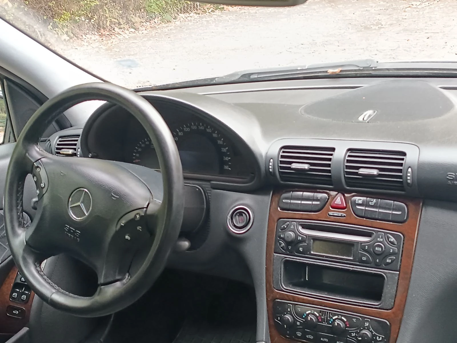 Mercedes-Benz C 220  - изображение 10