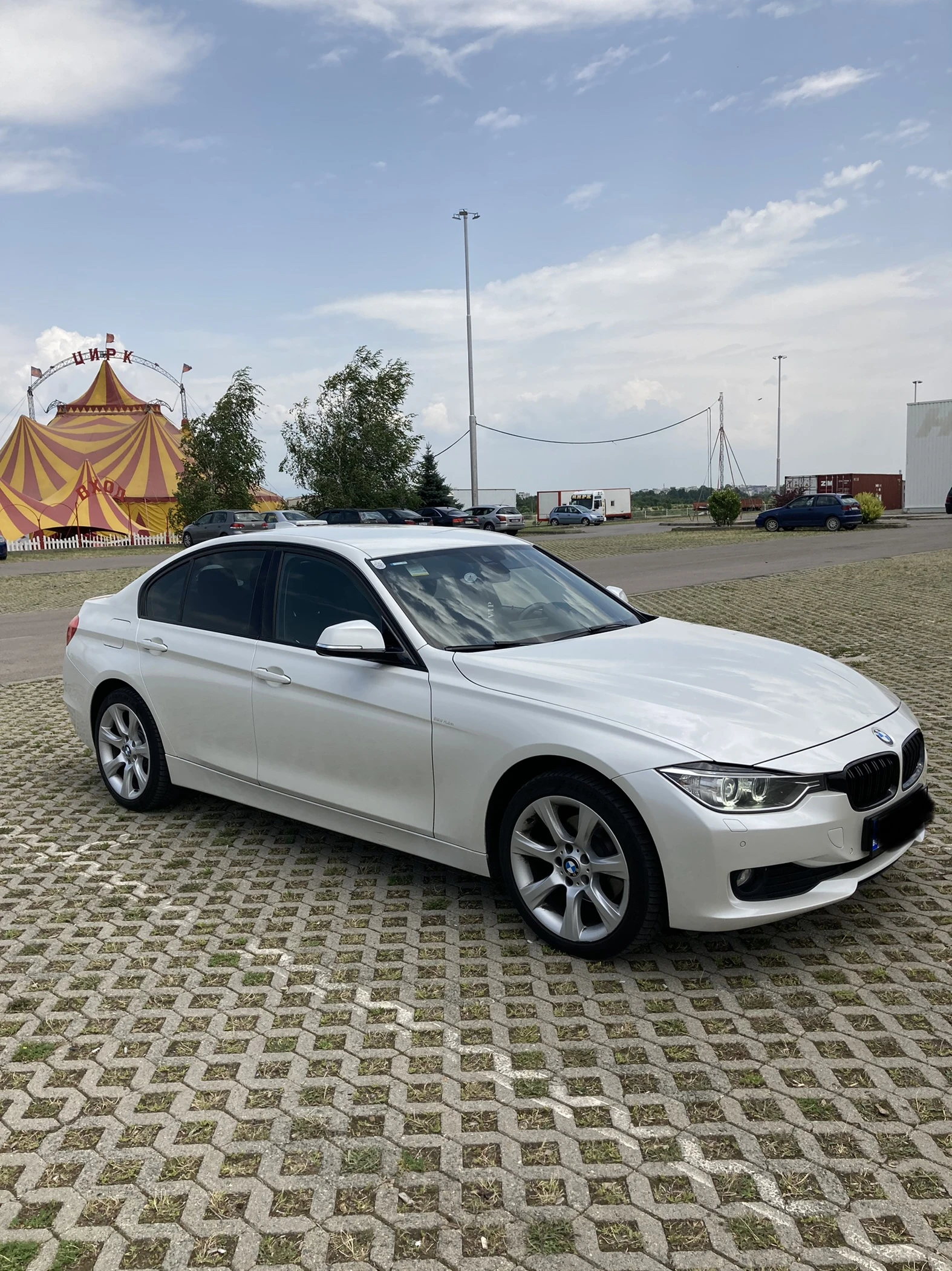 BMW 320 Xdrive, снимка 14 - Автомобили и джипове - 53821666